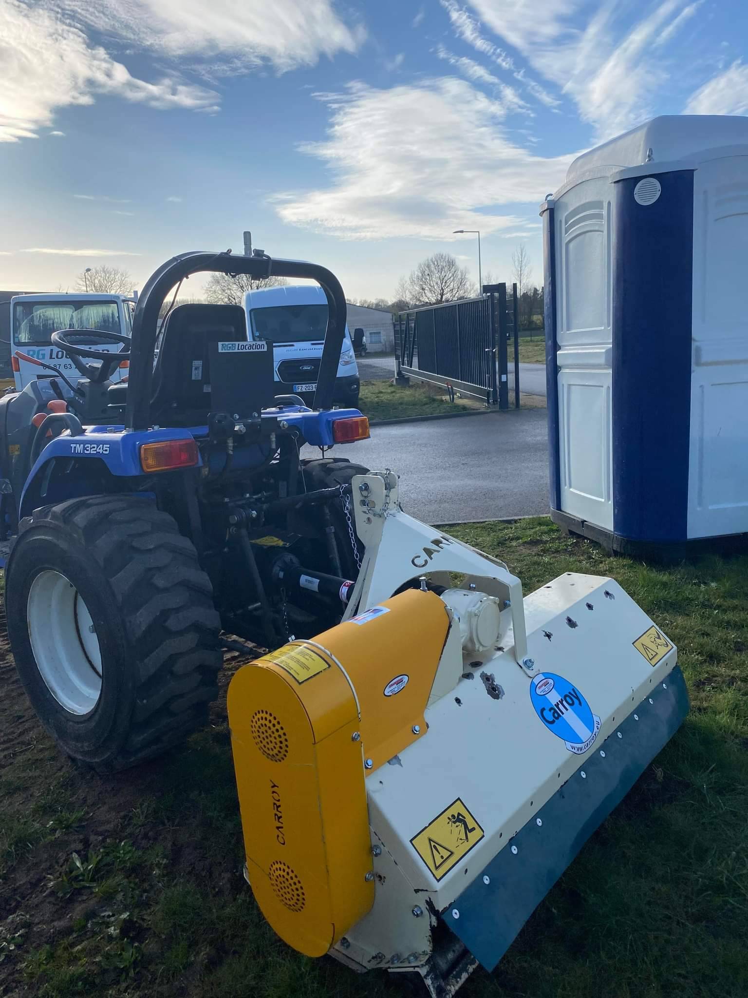 Tracteur 3245 avec rotobroyeur 